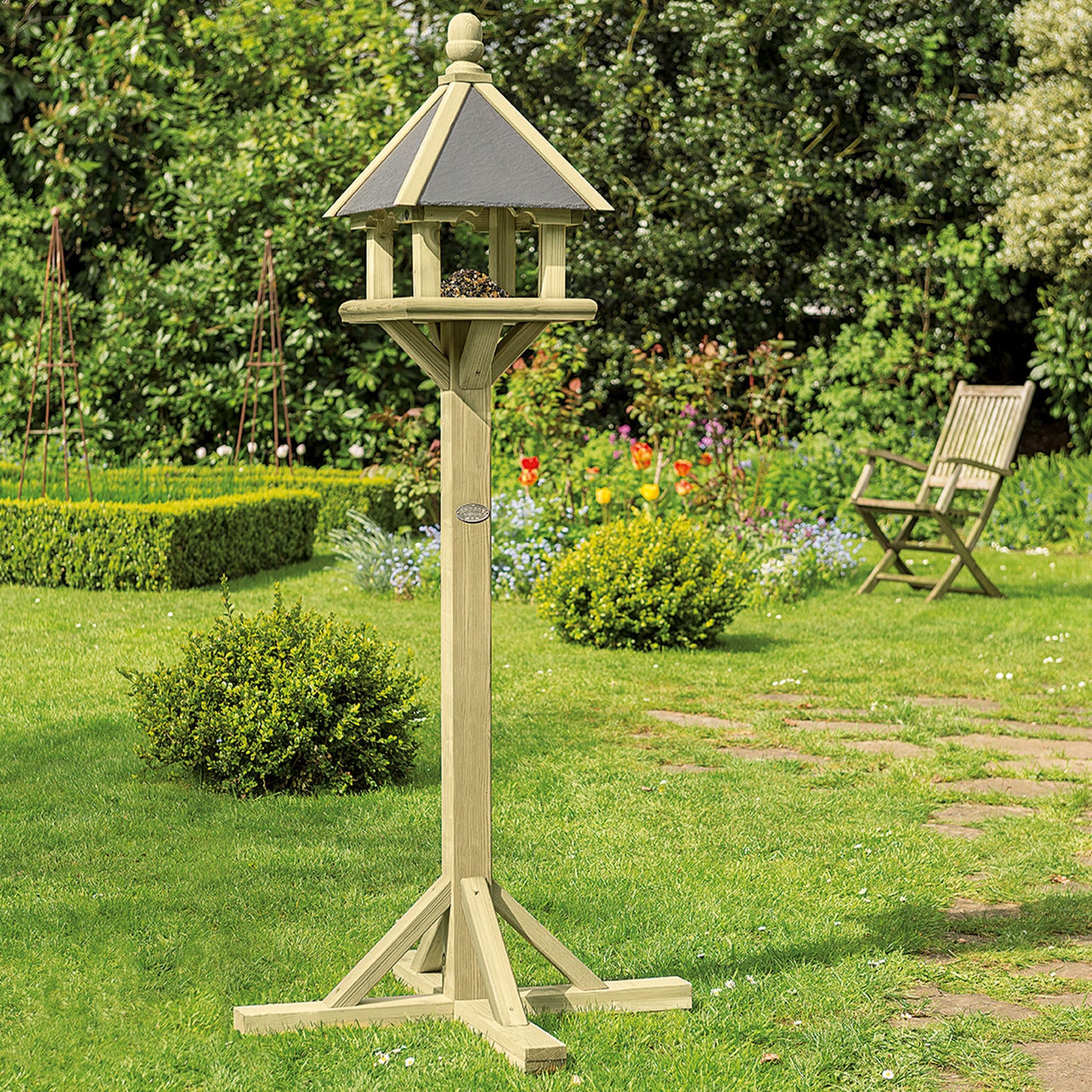 Gardman Supreme Wilton Bird Table in garden